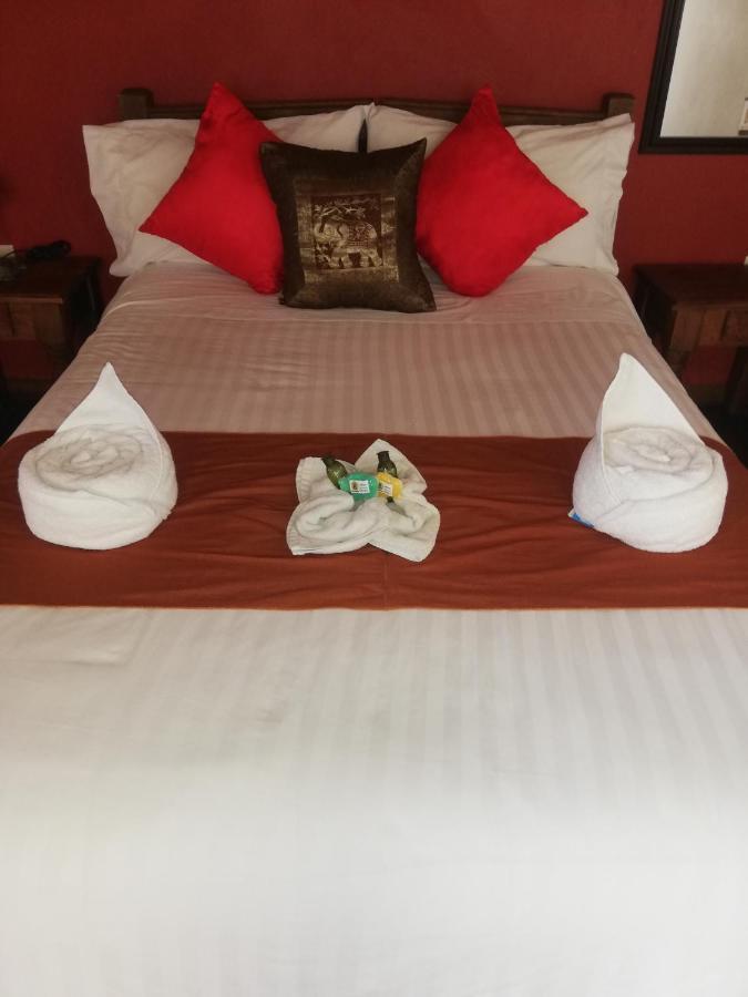Ganesha Hotel ซานกริสโตบัล เด ลาสกาซาส ภายนอก รูปภาพ